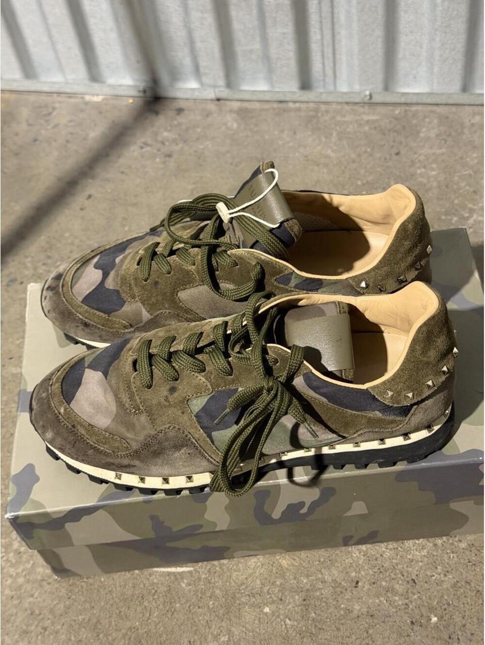 Valentino Garavani size 43 New with box
